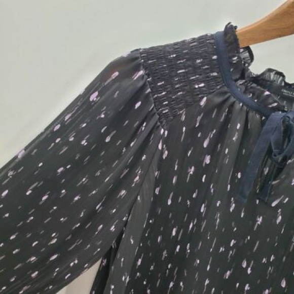 Simply Vera Black and White Blouse - Picture 6 of 9